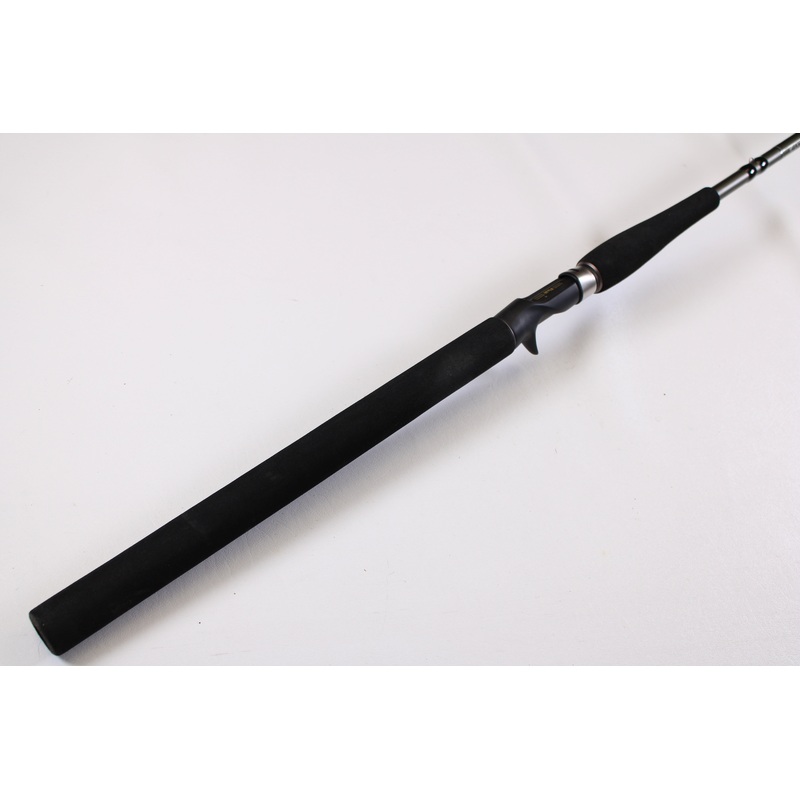 Douglas XMatrix DXC 807F 8’0″ Extra Heavy – Used Casting Rod – Excellent Condition