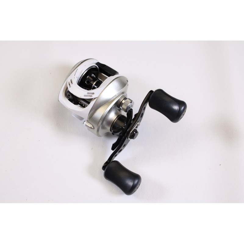 Okuma Stratus V 6.4:1 LH – Used Casting Reel – Good Condition