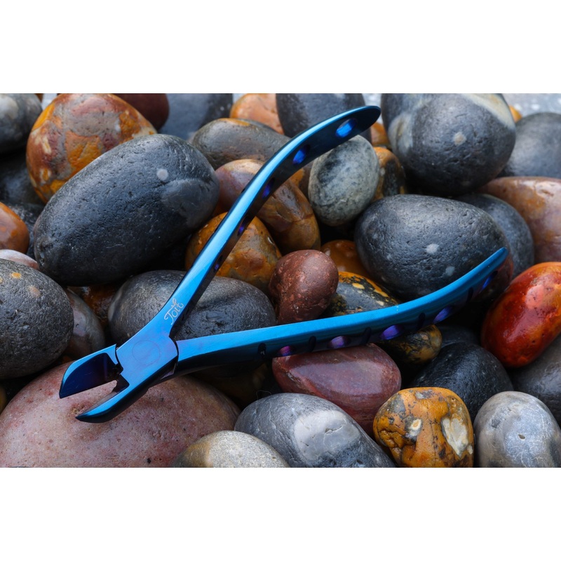 TOIT SIDE CUTTERS